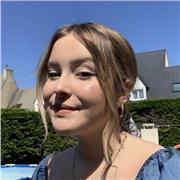 Bonjour, je suis bachelière passionnée d’histoire et de littérature